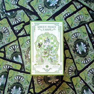 Green Trace RWS Tarot Bosque Fantasía Paleta verde Naturaleza Arte Bosques Árboles Animales Elfos Aventura Historia Principiantes Apto para niños