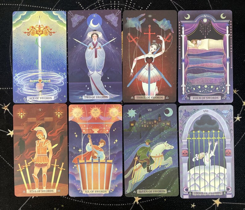 Shining Stars Tarot: Himmlischer Schreibtisch für All-Level-Leser Bild 9
