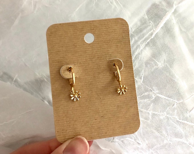 Daisy Flower Stud and Huggie Hoop Earring Set of 3