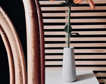 minimalistische Vase aus Beton