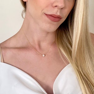 Dainty Pearl Necklace, Bridesmaid Gift for Her, Single Pearl Necklace, Sliding Pearl Necklace, Bridesmaid Pearl Jewelry