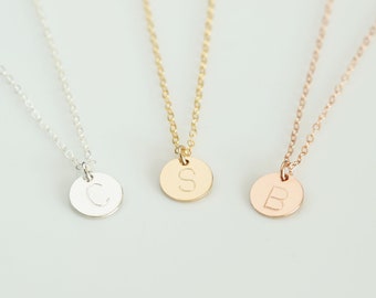 Tiny Personalized Gold Disc Necklace for Women Dainty Silver Initial Necklace Monogram Engraved Necklace Rose Gold Disc Necklace Moms Gift