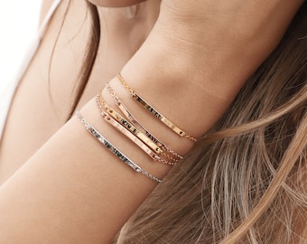 Personalisiertes Bar Armband: Zierliches Sterling Silber, Gold Fill, Gravur