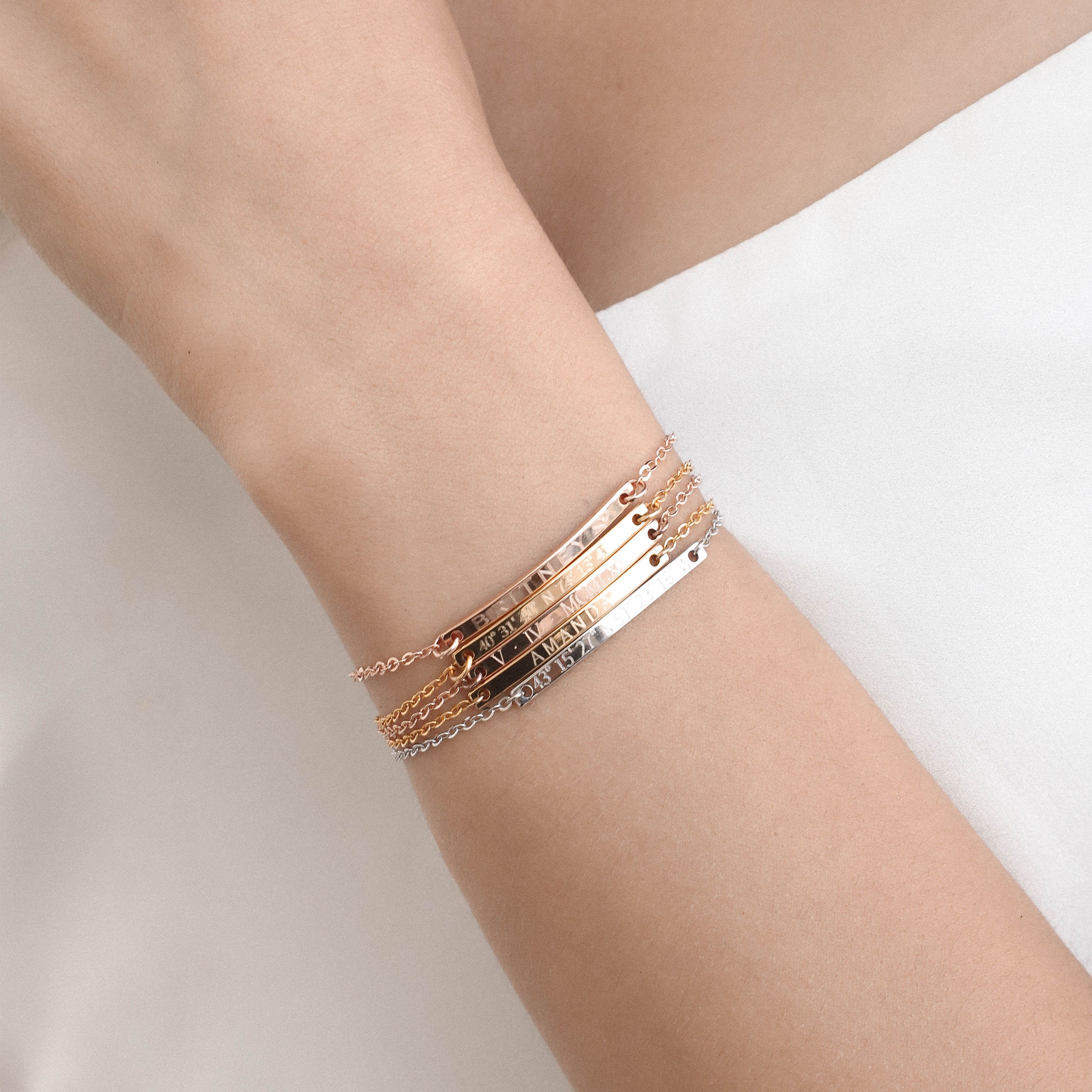 Personalisierte Armband für Frauen Gold Bar Armband Etsy