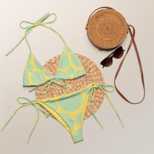 String Bikini Polka Dot Yellow Pastel Green, Women&#39;s Triangle Top Two-Piece Swimsuit, Stylish Beachwear, Vacation Bathing Suit, Custom Tie