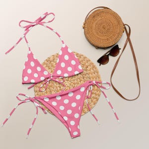 Pink Polka Dot String Bikini, Women&#39;s Triangle Bikini Top Two-Piece Swimsuit, Stylish Beachwear, Vacation Bathing Suit, Custom Tie Styles