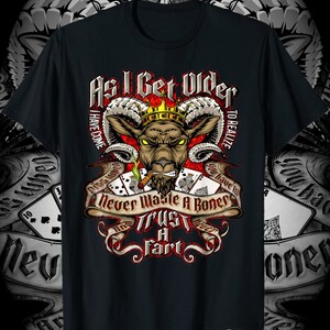 T-shirt grafica - Poker Goat Texas Hold 'em, citazione umoristica del vecchio ragazzo e divertente maglietta sarcastica da motociclista, comodo regalo per la festa del papà per lui, rosso