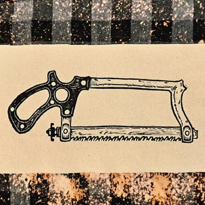 RUGPLAATS met beenzaagstijl met beenzaagafdruk