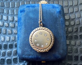 Reclaimed Antique Art Deco Brass Round Circle Photo Locket Necklace Decorative Border Starburst Rhinestones Gold Filled Chain Jewelry