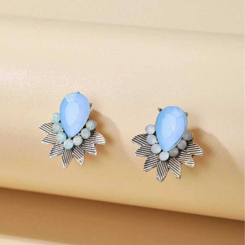 wedding earrings Silver Cluster Earrings Vintage Cluster Earrings Light Blue Cluster Earrings Cluster Earrings