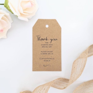 30 etichette per bomboniere in carta kraft marrone, stampate per te, realizzate su ordinazione con il tuo testo e i tuoi nomi, etichette regalo per i tavoli degli invitati al tuo matrimonio, 5 x 9 cm