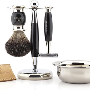 Luxury Black Shaving Kit for Men, Double Edge Safety Razor, Shaving Brush, Dual Shaving Stand, Bowl & Razor Case Perfect Gift Set