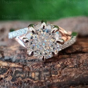 Moissanite Engagement Ring - 2.50 Ct Portuguese Cut Solitaire Ring - Wedding Band Eternity Ring for Her - Minimalist Ring Anniversary Gift