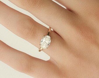 3.10 CT Oval Lab Grown Diamond Solitaire Engagement Ring in 14K Yellow Gold