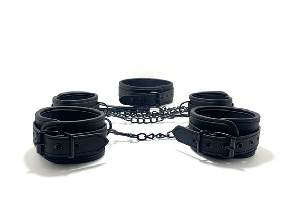 Set BDSM Immobilisation – Collier + Menottes Poignets En Cuir Réglables - Neuf