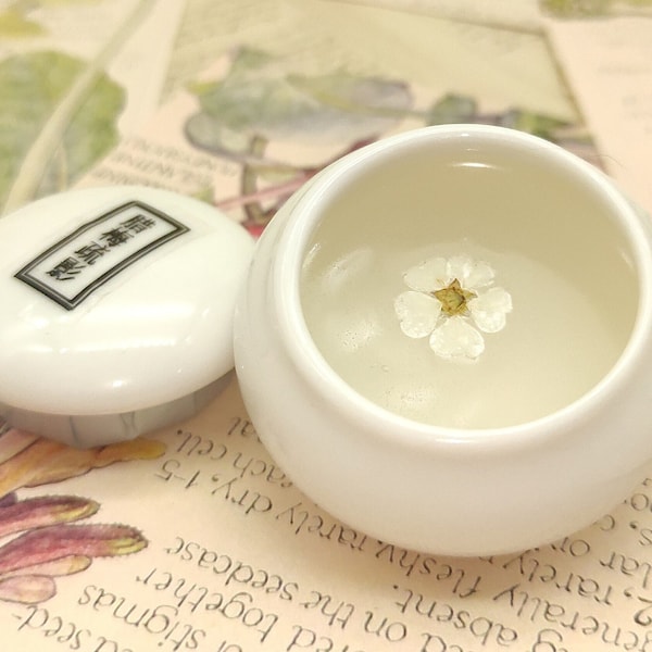 Plum Blossom Perfume - Solid Perfume - Natural Plum Blossom Perfume - Floral Scent Fragrance - Perfume samples - Girlfriend, Wife Gift