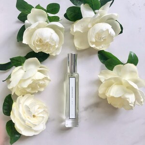 Pure Gardenia Perfume - Natural Floral Scent Fragrance - Natural  Perfume Samples - Personalized Text Engraved  Bottle - Birthday,Wife Gift