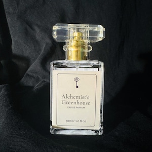 Alchemist&#39;s Greenhouse Perfume | Blackcurrant & Mint Leaf Scent, Green Aromatic Musk | Dark Academia, Green Witch, Botanical Fragrance