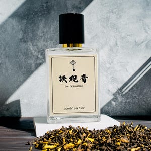 Tie Guan Yin Oolong Parfüm Spray • Realistischer Orchideen Tee Duft • Unisex Eau de Parfum