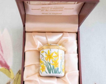 Bilston and Battersea founder, Ian Marshall's hand-painted William Wordsworth enamel trinket pot: 'I wandered lonely..' on lid interior