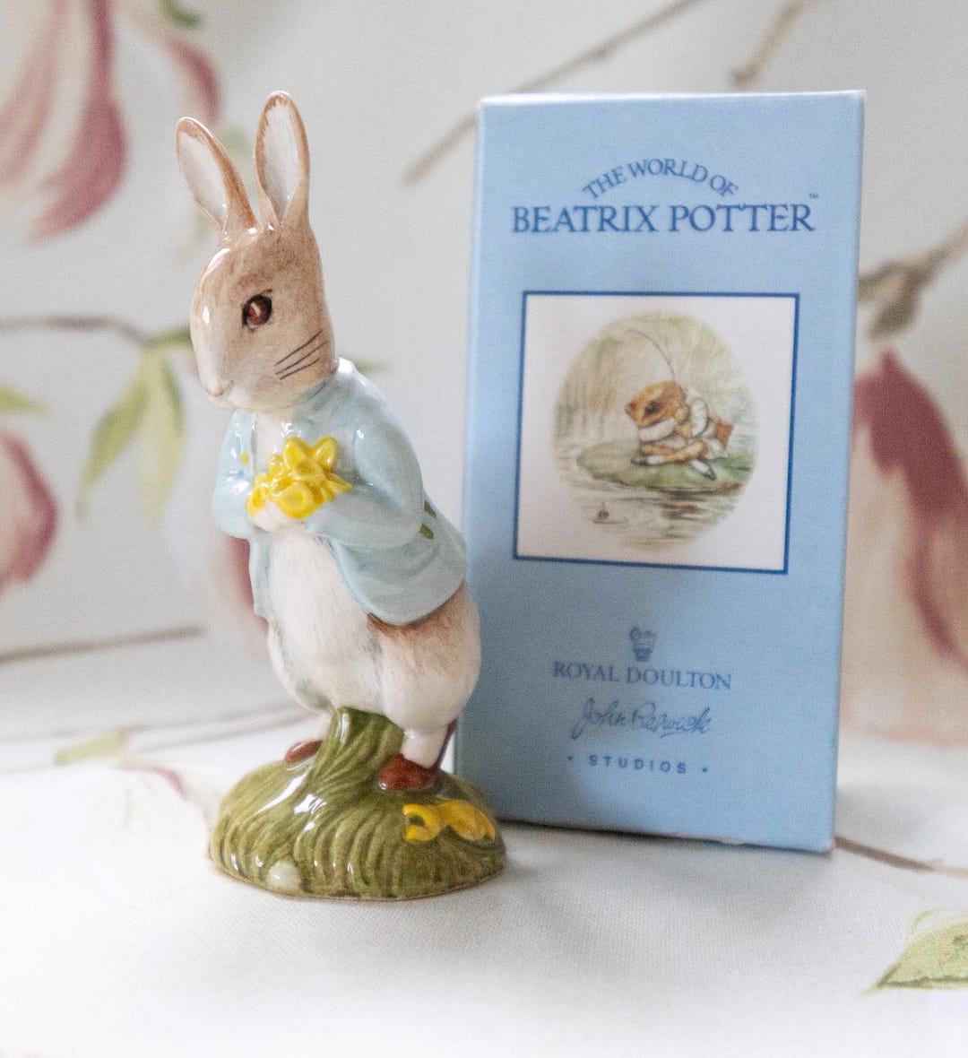 Beswick Rabbit 296 Royal Doulton Beswick Peter Rabbit With Daffodils (beatrix Potter) - Etsy