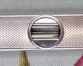 Sterling silver cigar cutter: hallmarked William Manton Ltd, Birmingham 1968