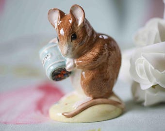 Royal Albert: Hunca Munca spills the beans