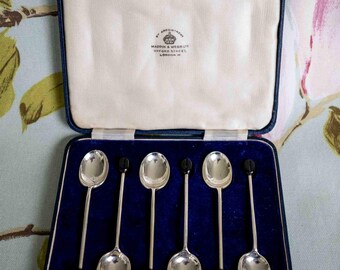 Fine unused Mappin and Webb sterling silver coffee bean spoons: Sheffield 1933