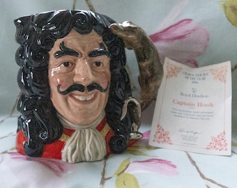 He's behind you!  Captain Hook Royal Doulton toby jug (large): 1994 jug of the year