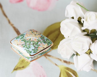 Trinket pots