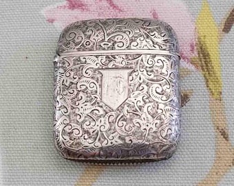Sterling silver (Chester 1889) vesta case