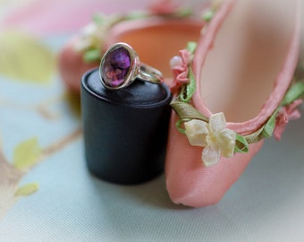 Sterling silver and amethyst ring size S supplied in new velvet box
