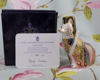 Limited edition Royal Crown Derby Welsh Corgi : 22 carat gold fine porcelain paperweight (gold stopper) 2001