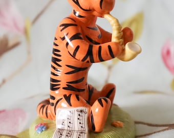 Royal Doulton Tigger's Bouncy Beat (2004)