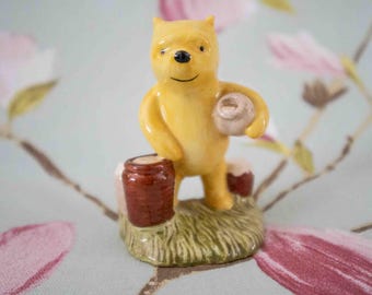 Royal Doulton Winnie the Pooh and the honeypots