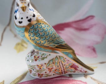 Limited edition Royal Crown Derby Sky budgerigar : 22 carat gold fine porcelain paperweight (gold stopper) 2007