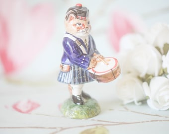 MacKatt Side Drummer by Loch Lomond Ceramics: rare