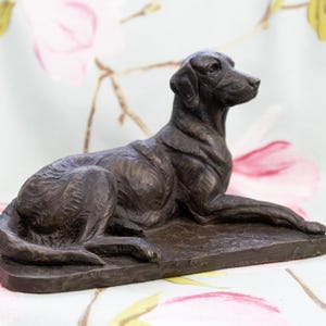 Gloriously observed bronze labrador by Doris Lindner (signed): much celebrated Royal Worcester sculpter now exhibited at the V&A Museum