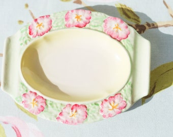 Delightful Beswick hand-painted pin dish 15 x 12.5 cm
