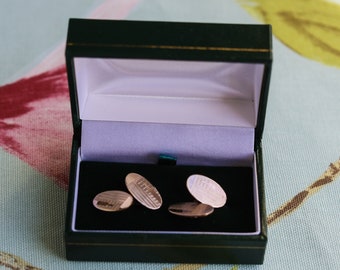 1920s gold fronted chain cufflinks with skyscraper design: supplied in new leather box