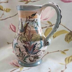 Hand painted and hand signed large Glyn Colledge jug
