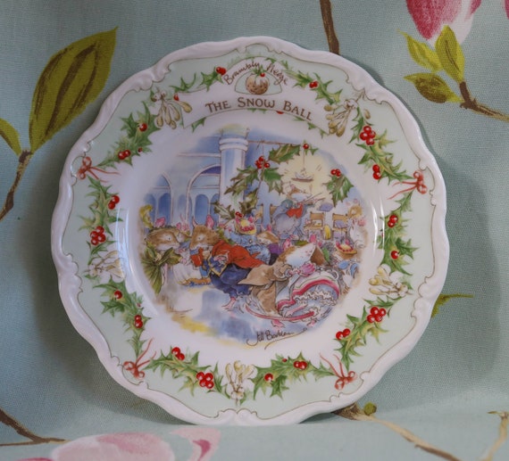 Brambly Hedge Mid Winter Complete Four Plate Set: 8 Inch Plates