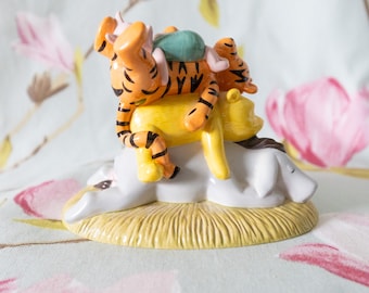 Winnie the Pooh A Sleepy Day in the Hundred Acre Wood Royal Doulton 2003