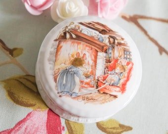 Royal Doulton Brambly Hedge Winter trinket pot