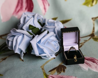 9 carat gold and sapphire ring size N /12