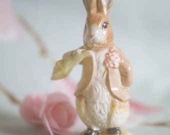 Royal Albert Benjamin eats a lettuce (Beatrix Potter)