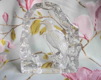 Superb large signed lead eagle paperweight by Mats Jonasson: 16 x 3.5 cm