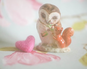 Gold backstamp Old Brown Owl and Squirrel Nutkin (Royal Doulton Beswick 1961)