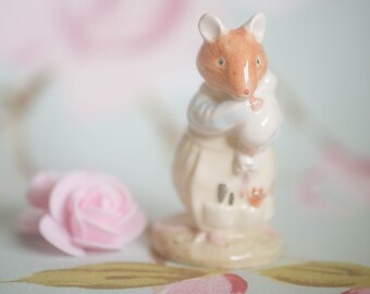 Brambly Hedge Dusty with baby:  fine English porcelain by Royal Doulton