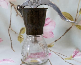 Old cookware & drinkware